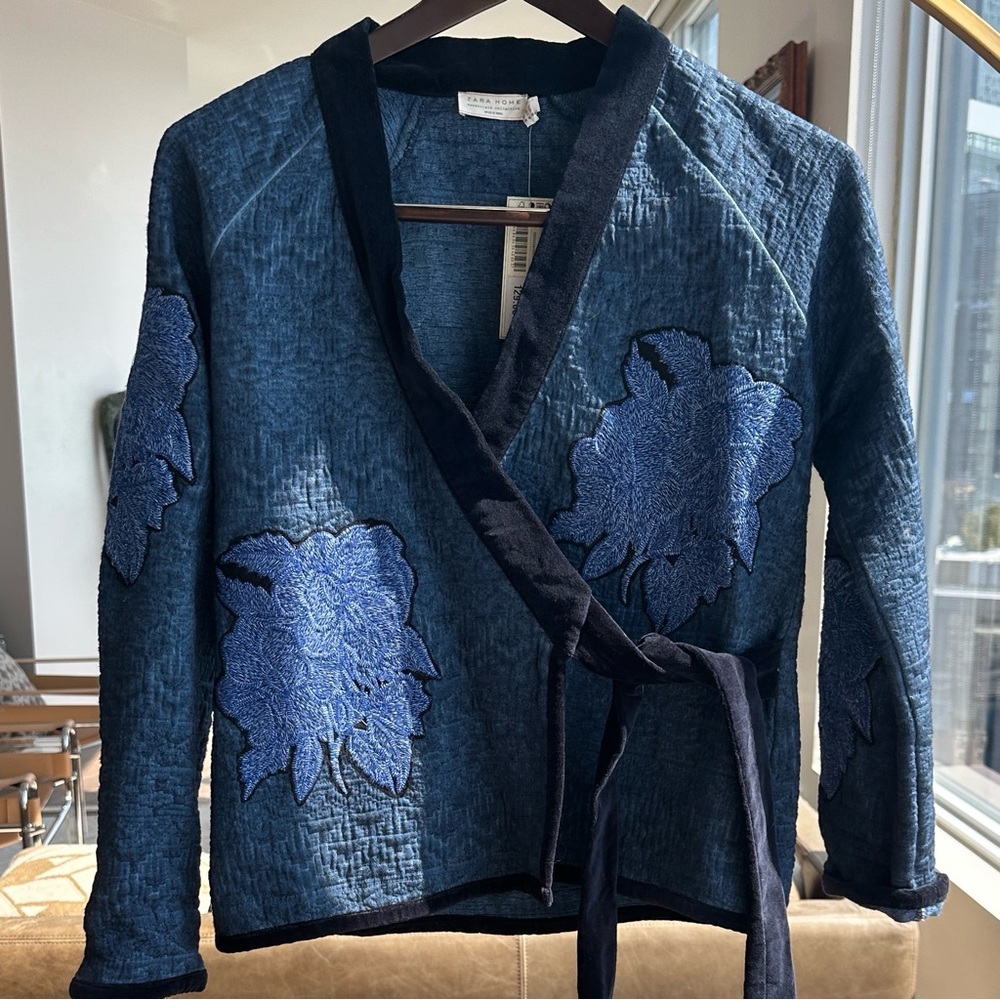 Zara Home Blue Wrap Jacket with Floral Embroidery - Picture 2 of 7